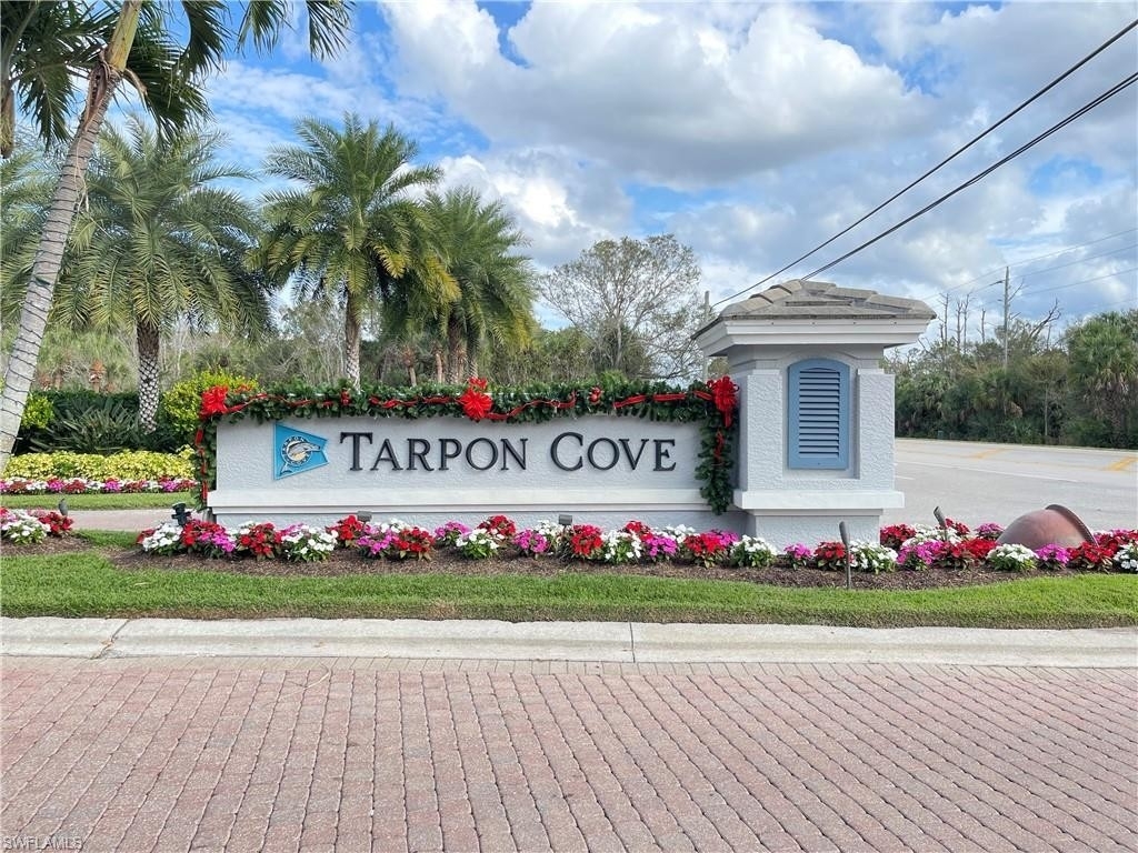 1035 Tarpon Cove Dr - Photo 4