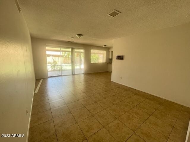 2918 W Glendale Avenue - Photo 4