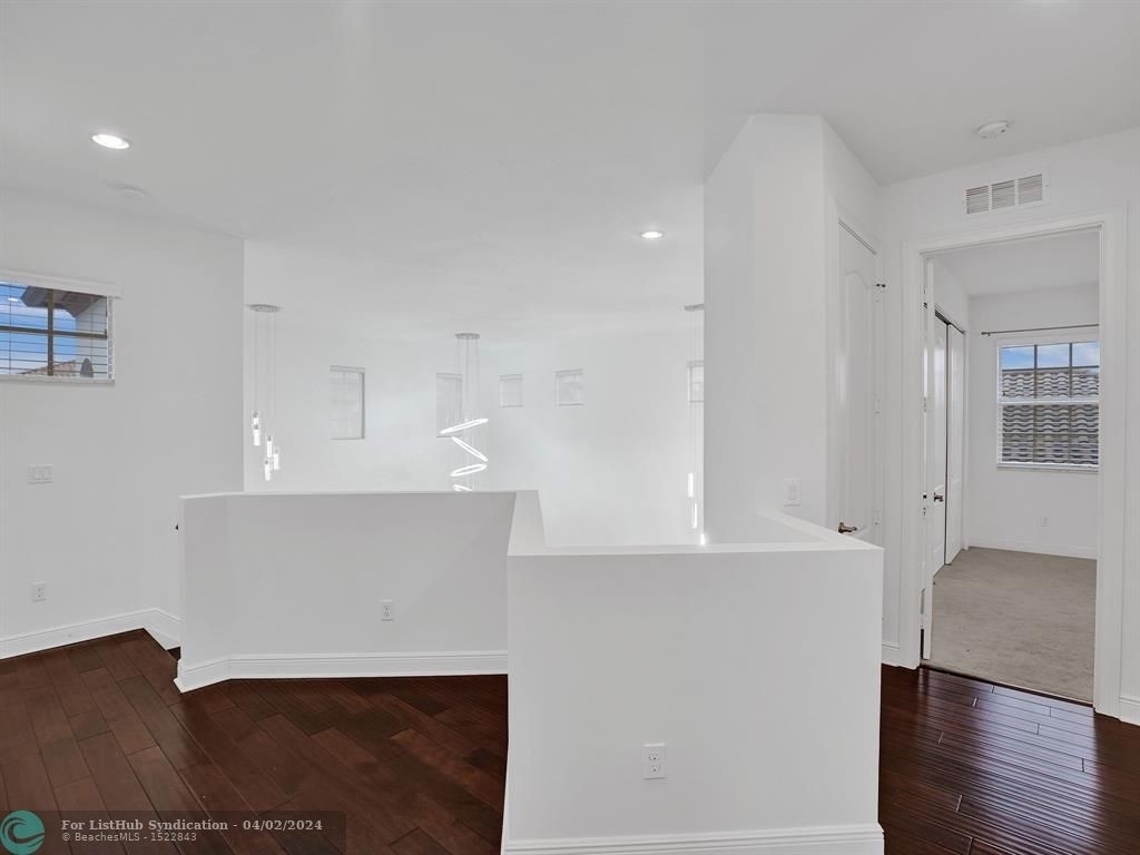 10111 Edgewater Ct - Photo 44