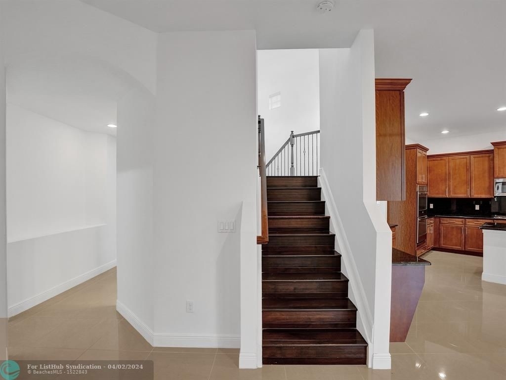 10111 Edgewater Ct - Photo 26