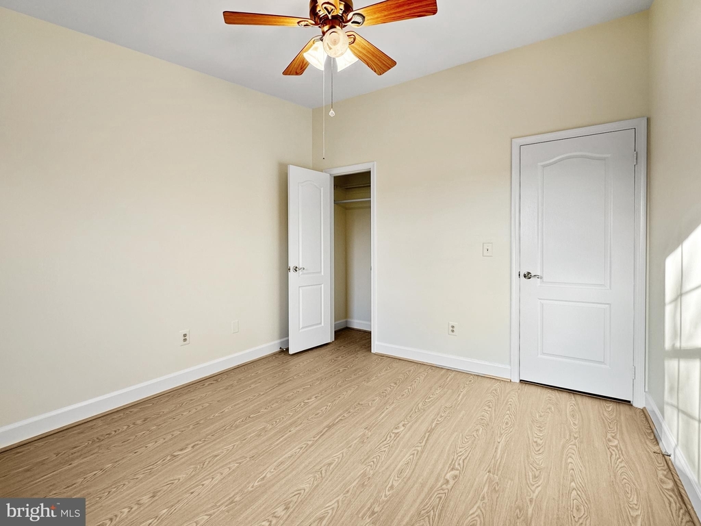 8043 Merry Oaks Court - Photo 24