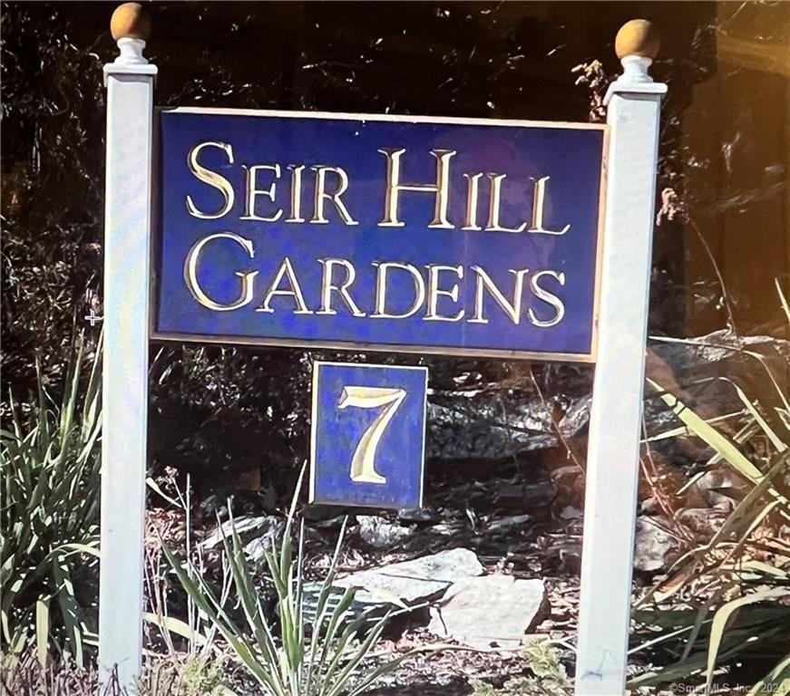 7 Seir Hill Road - Photo 2
