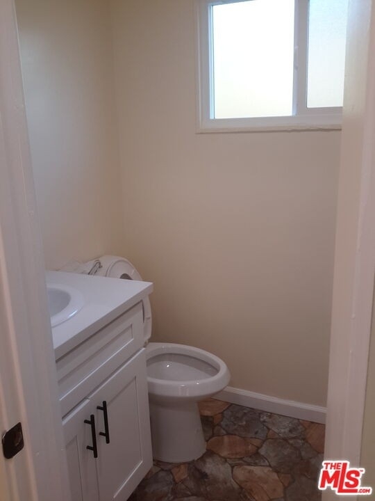 5950 Carlton Way - Photo 7