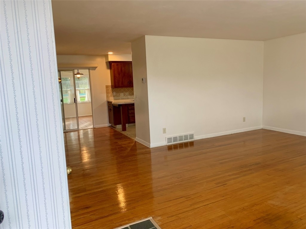 1012 Imperial Woods Drive - Photo 1