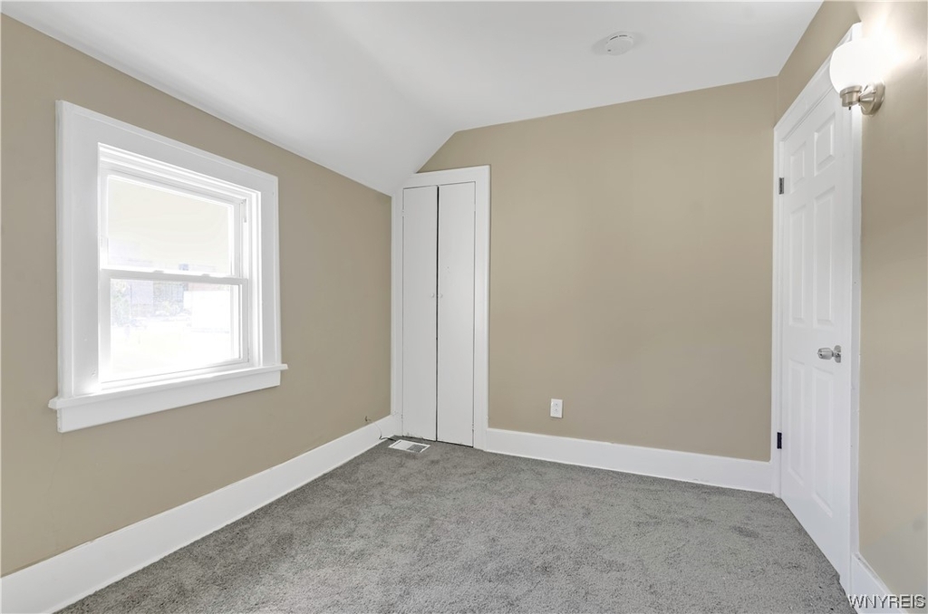 302 Plymouth Avenue - Photo 31