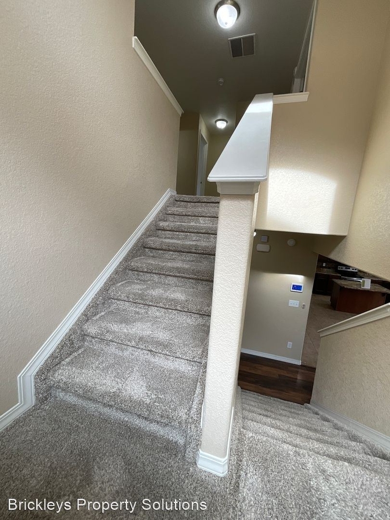 3760 Reindeer Cir - Photo 21