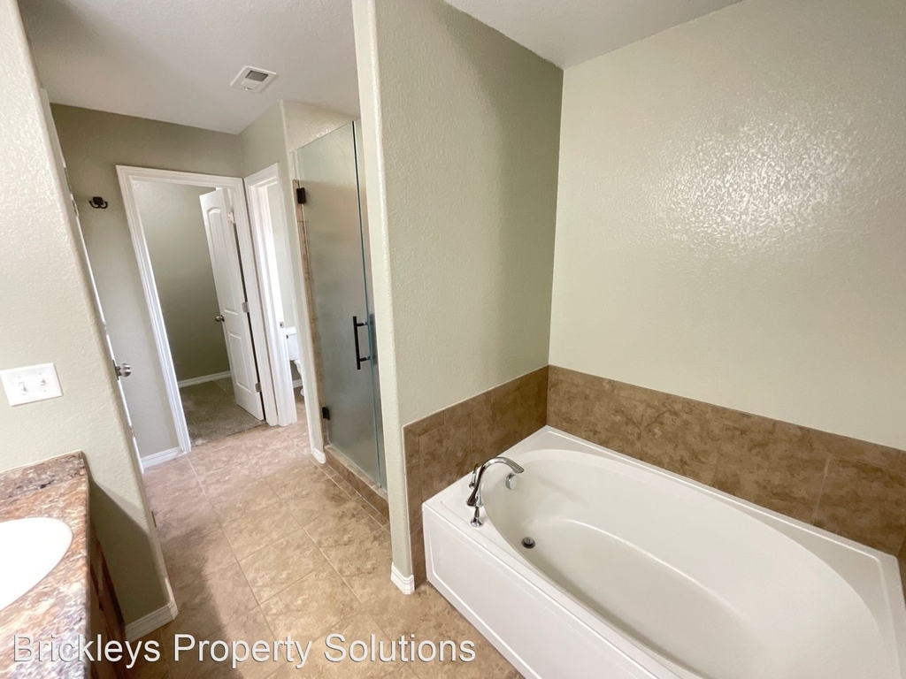 3760 Reindeer Cir - Photo 25