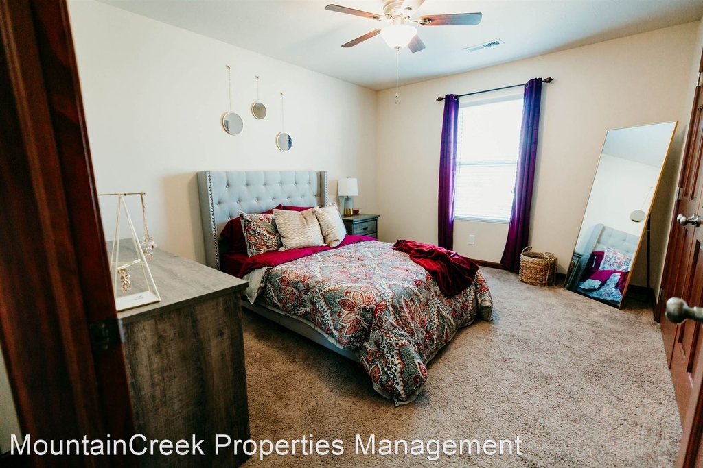 84 Silver Maple Ridge - Photo 51