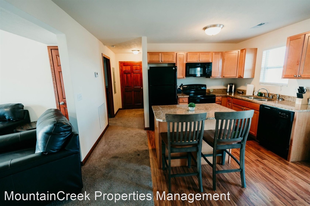 84 Silver Maple Ridge - Photo 53