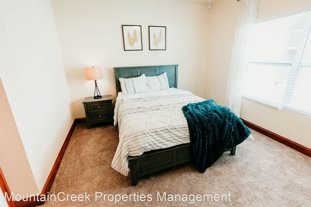 84 Silver Maple Ridge - Photo 43