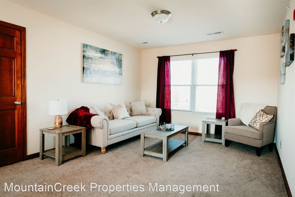 84 Silver Maple Ridge - Photo 37