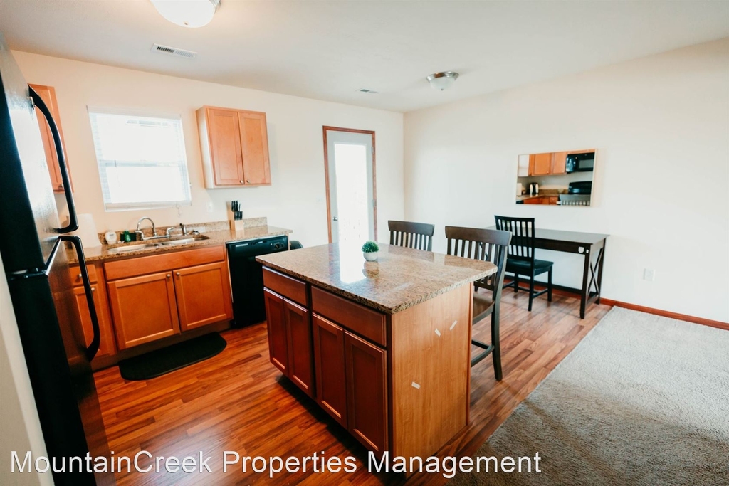 84 Silver Maple Ridge - Photo 54