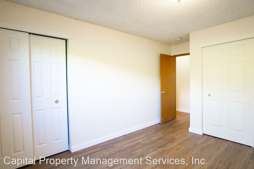 1075 Nw 123rd Ave - Photo 11