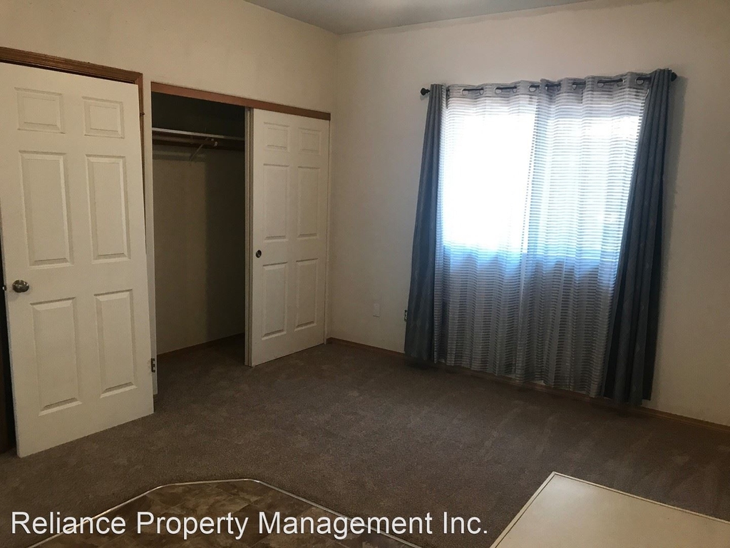 2369 Columbia Blvd. - Photo 2