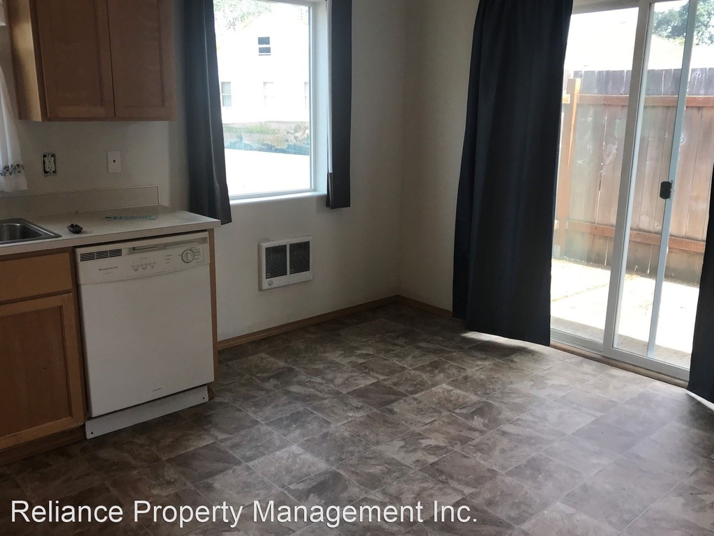 2369 Columbia Blvd. - Photo 1