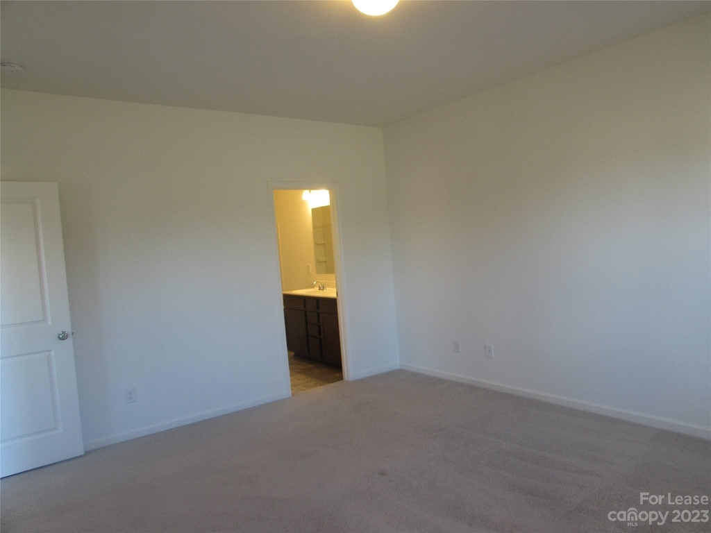 108 Davenport Drive - Photo 13