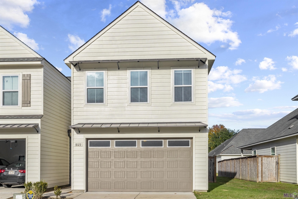 8123 Stonelake Circle East Ave - Photo 0