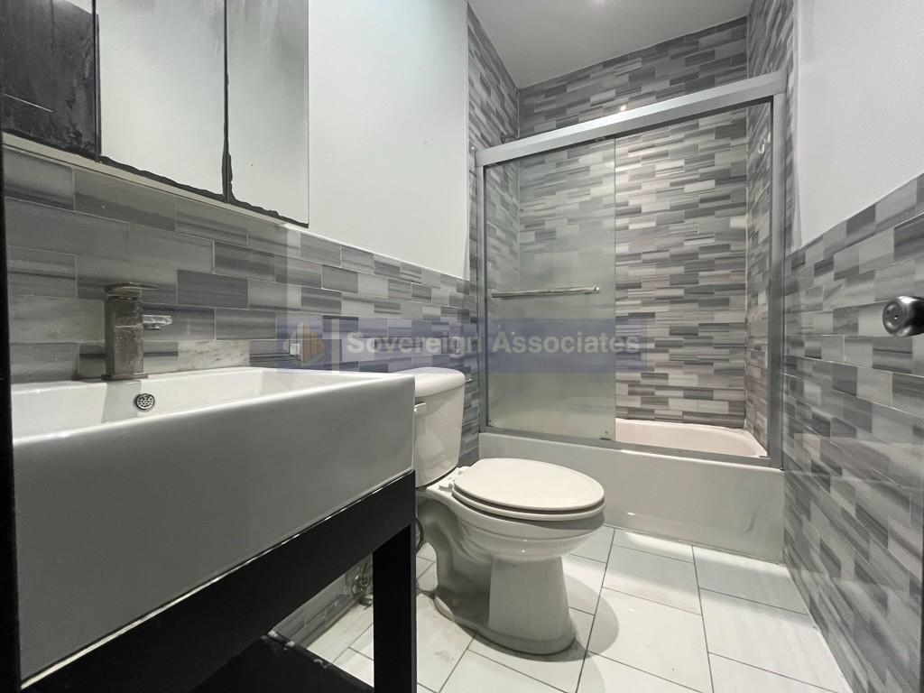 342 Manhattan Avenue - Photo 6