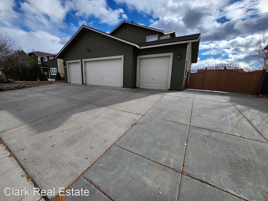 18290 Glen Lakes Court - Photo 1