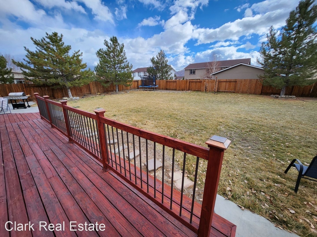 18290 Glen Lakes Court - Photo 11