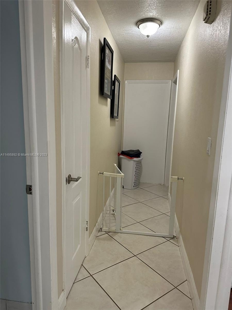 12095 Sw 117th Ter - Photo 12