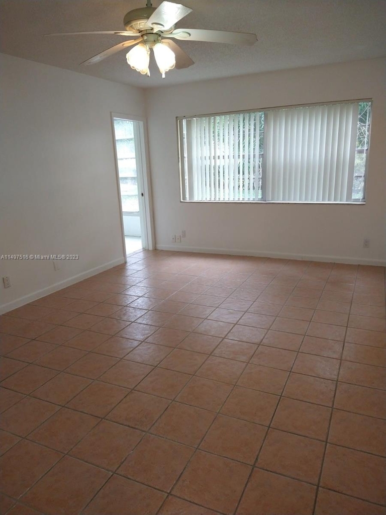 5111 W Oakland Park Blvd - Photo 8