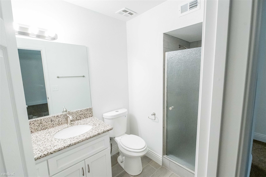 3393 E Dakota Ave Apt 114 - Photo 5