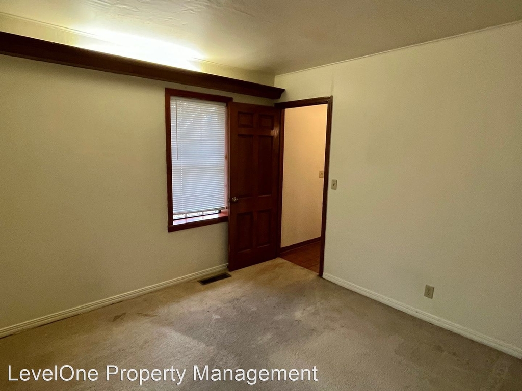 4206 N Frankford Avenue - Photo 10