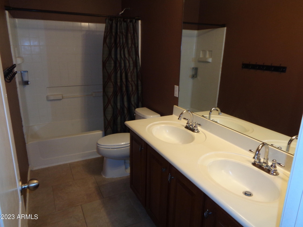 43242 W Maricopa Avenue - Photo 16