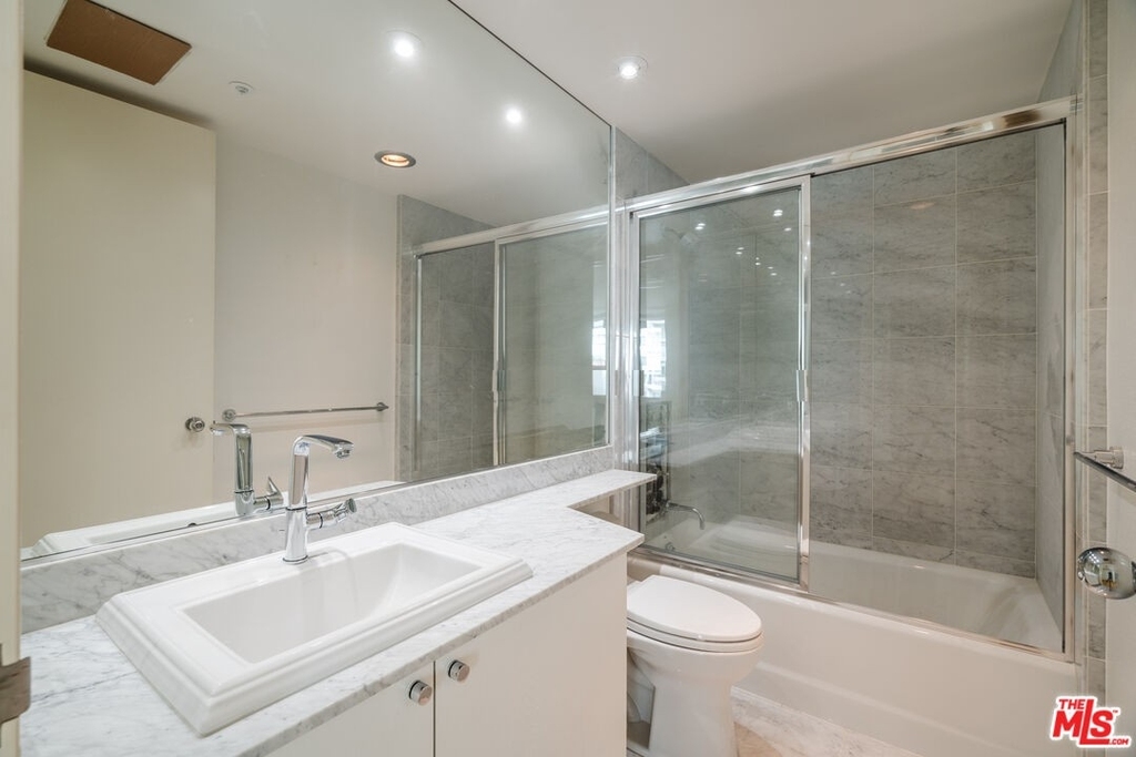 10520 Wilshire Blvd - Photo 19