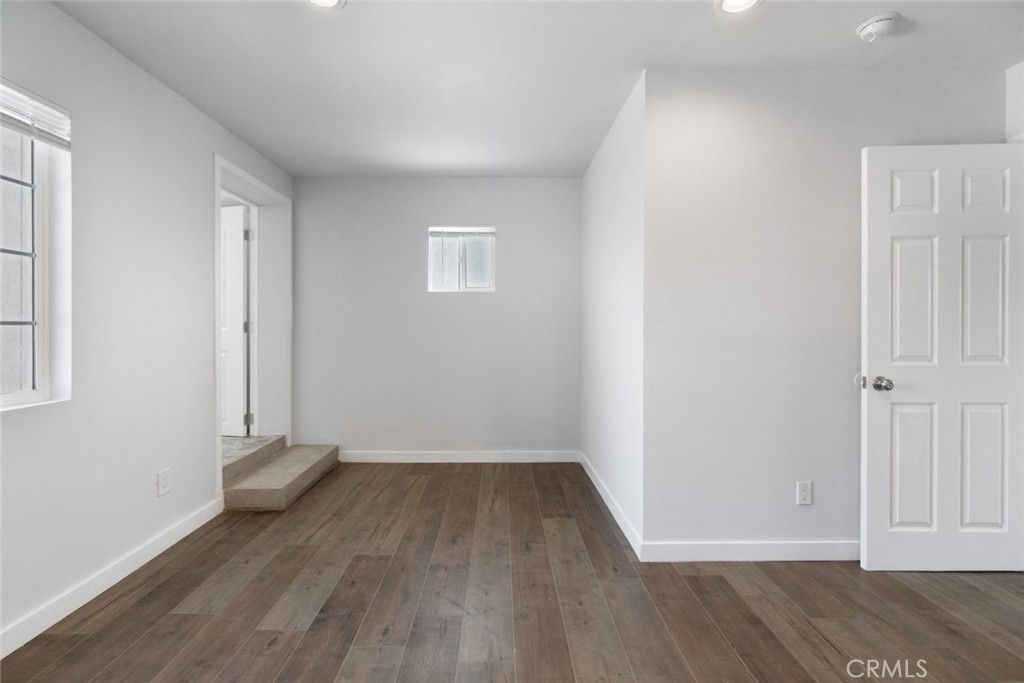 7920 Saint Clair Avenue - Photo 25