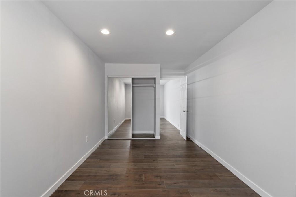 7920 Saint Clair Avenue - Photo 19