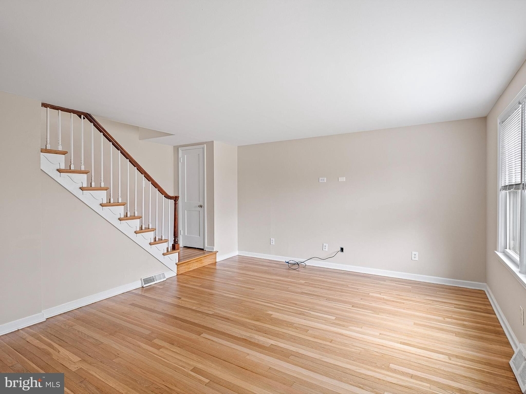 2216 Brookline Road - Photo 2