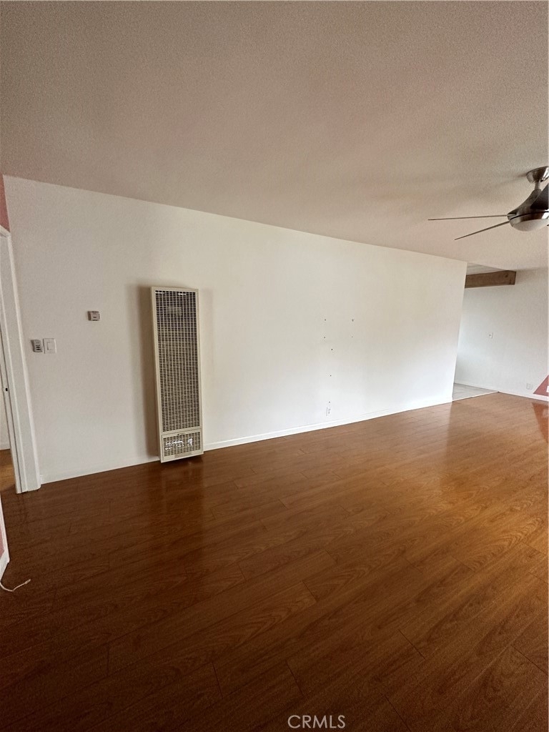 275 N Garfield Avenue - Photo 3