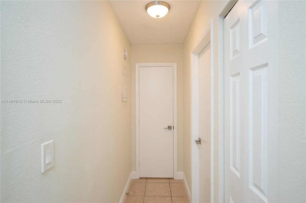 17255 Sw 95th Ave - Photo 7
