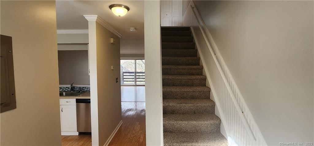 1425 Quinnipiac Avenue - Photo 4