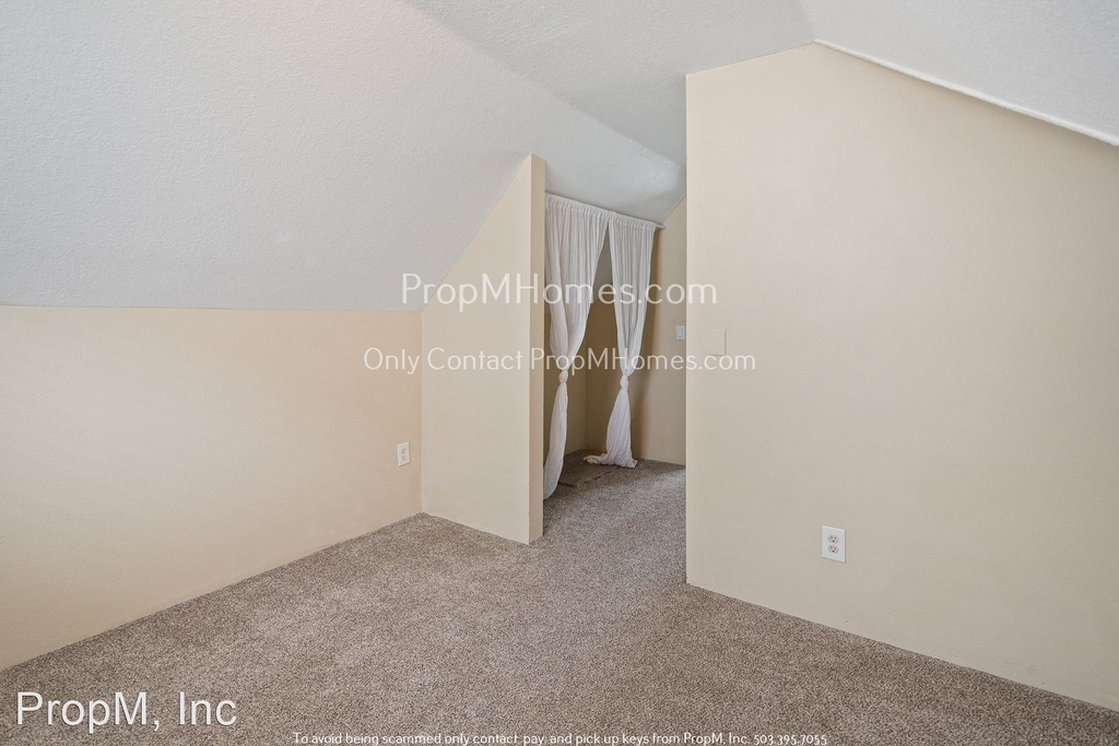 12235 Se Ellis Street - Photo 24