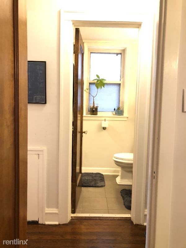 1540 W Elmdale Ave - Unit 3 - Photo 9