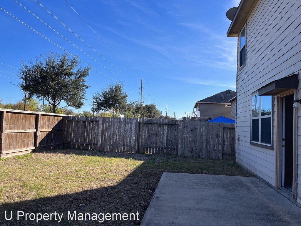 13839 Roman Ridge Lane, - Photo 20