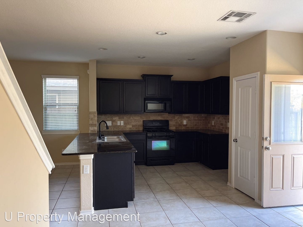 13839 Roman Ridge Lane, - Photo 5