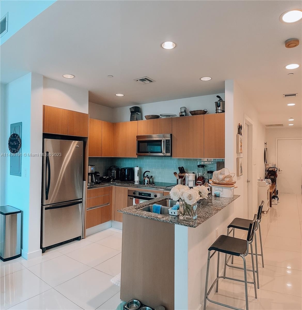 1050 Brickell Ave - Photo 6