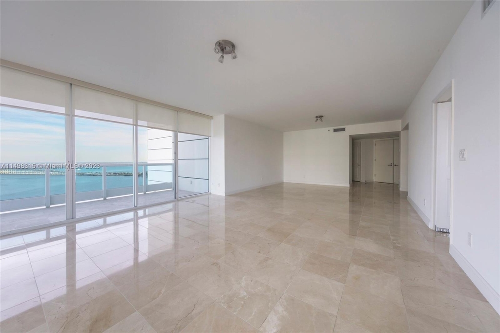 2127 Brickell Ave - Photo 2