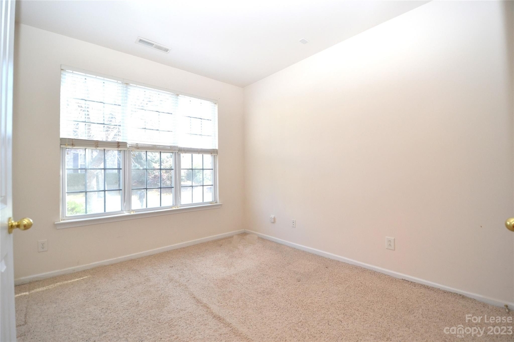 14411 Lyon Hill Lane - Photo 3