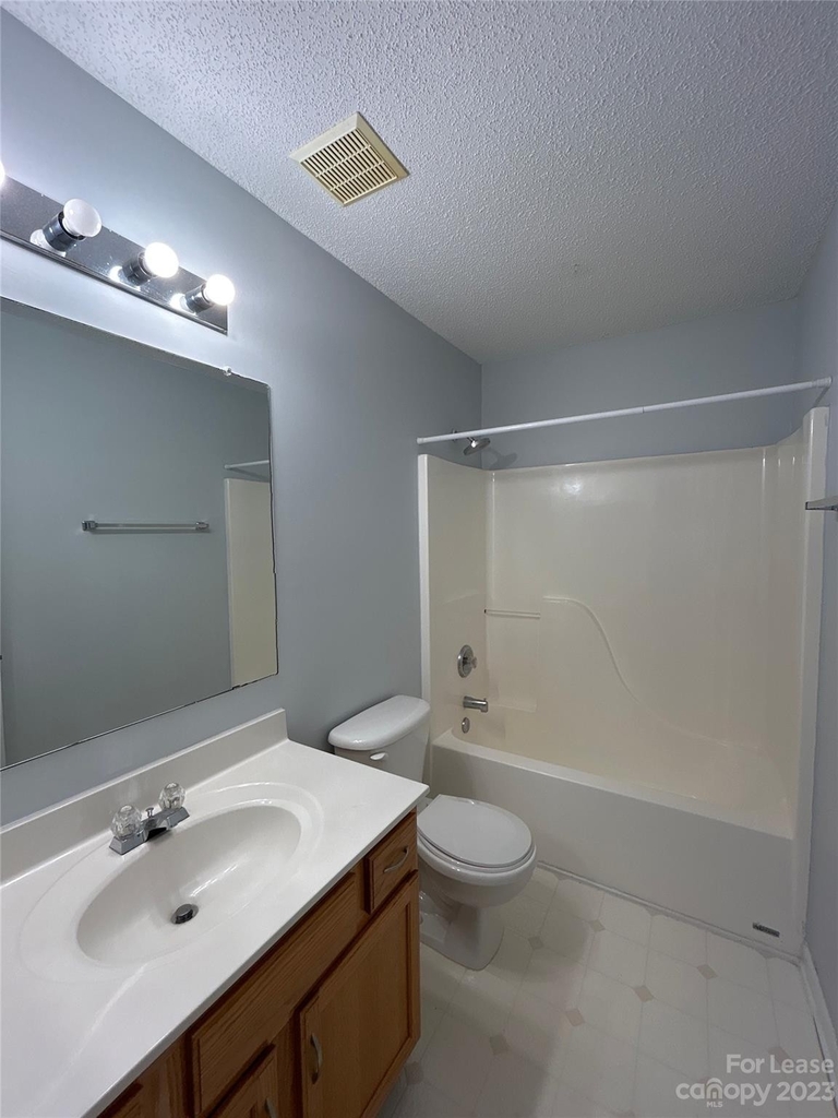 10835 Gardenia Street - Photo 2