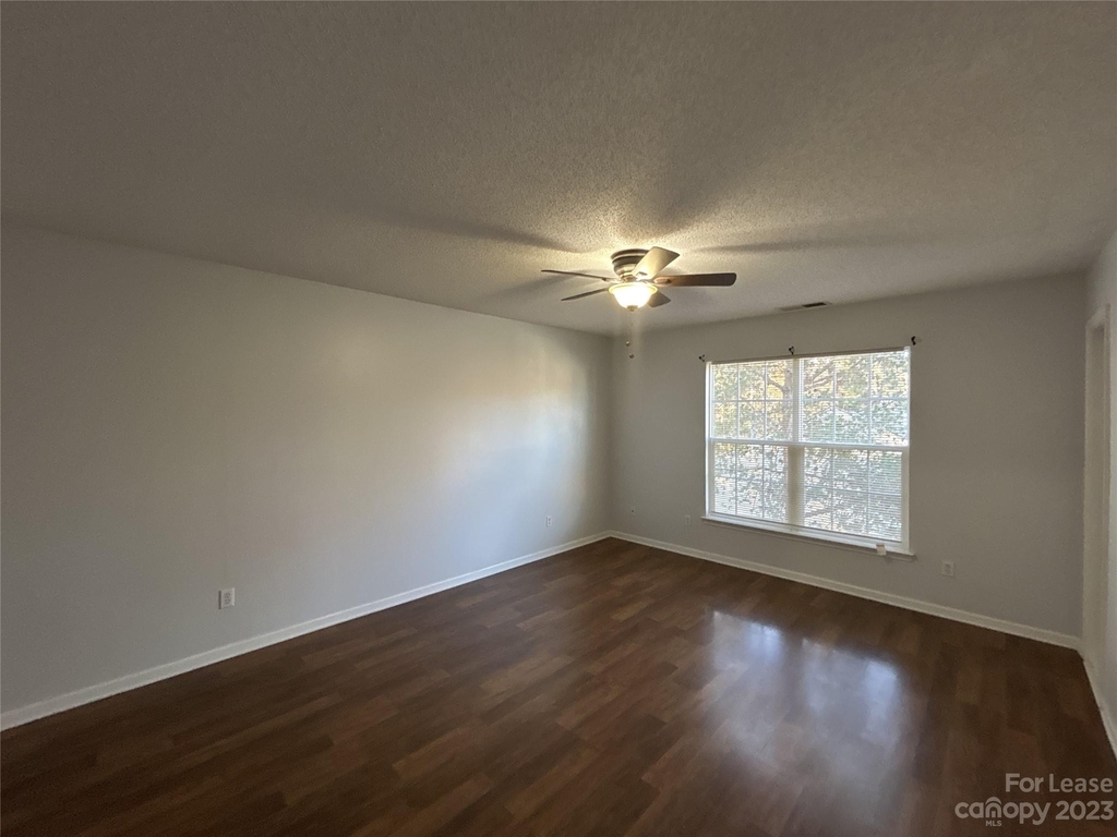 10835 Gardenia Street - Photo 13