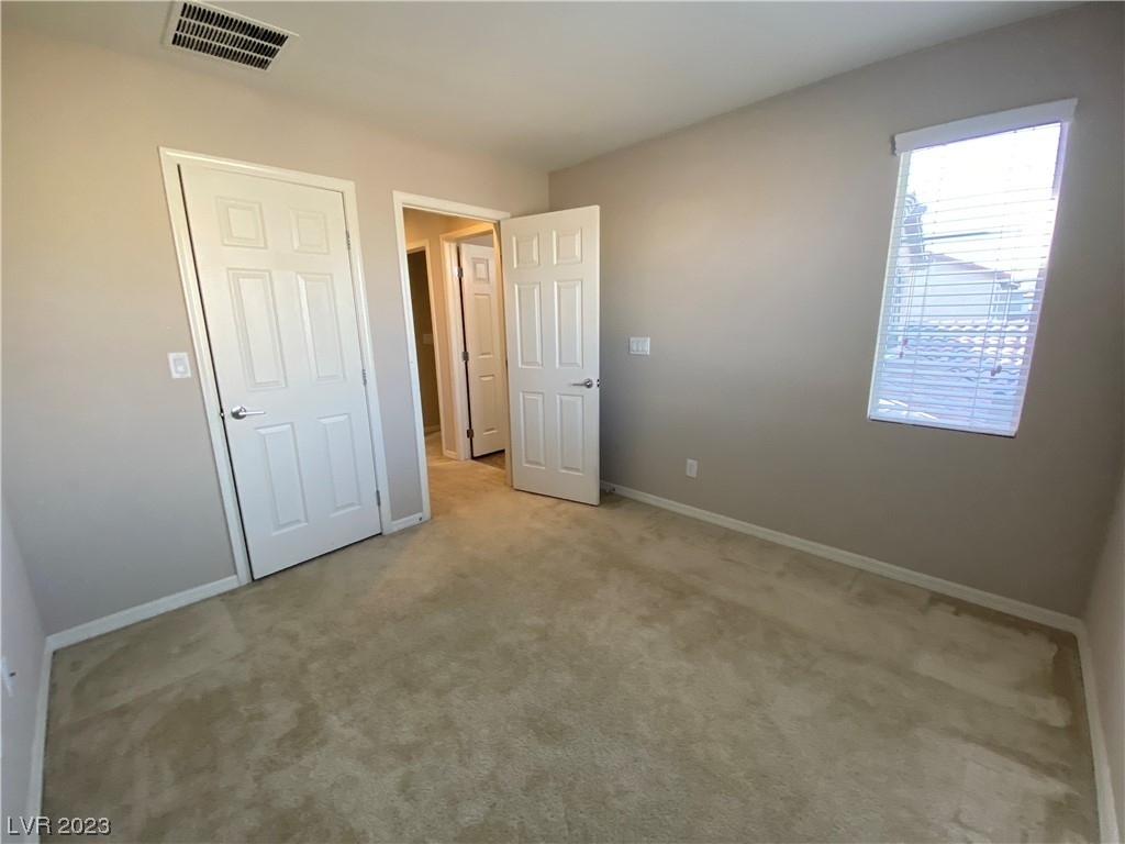 8033 Ancient Oaks Avenue - Photo 12