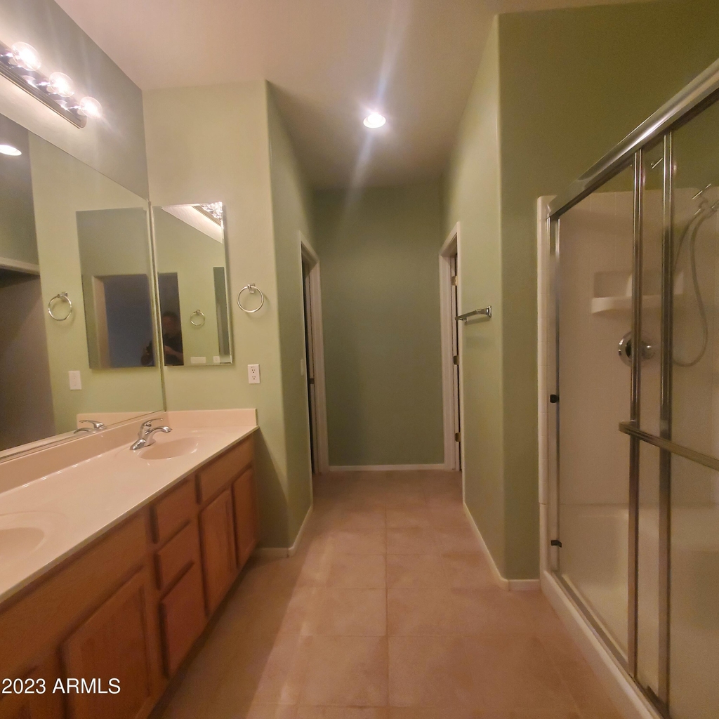 42550 W Candyland Place - Photo 12