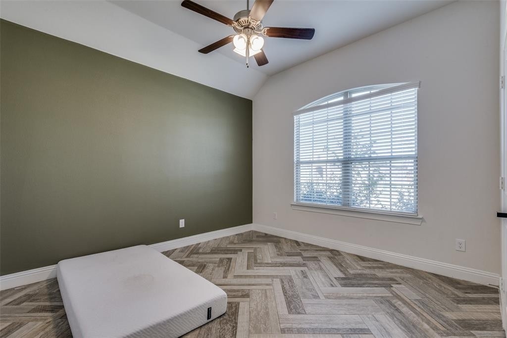 10116 Table Bluff Street - Photo 15