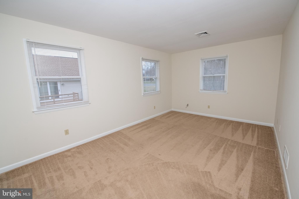 38 Linden Avenue - Photo 28