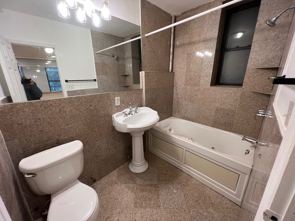55 Clinton Street - Photo 10